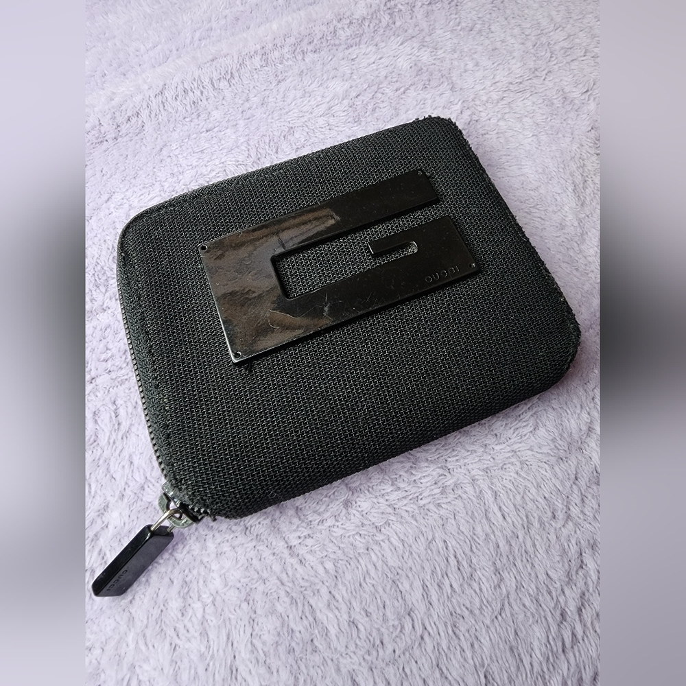 GUCCI G logo Compact Zippy Wallet - Picture 9 of 16